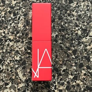 Nars power matte lipstick in the shade dragon girl, New